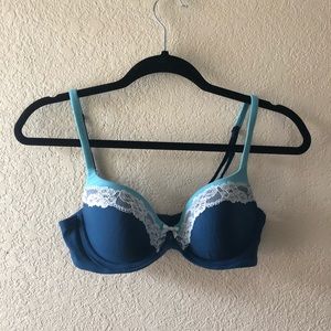 Victoria’s Secret Lace Detailed Blue Push Up Bra